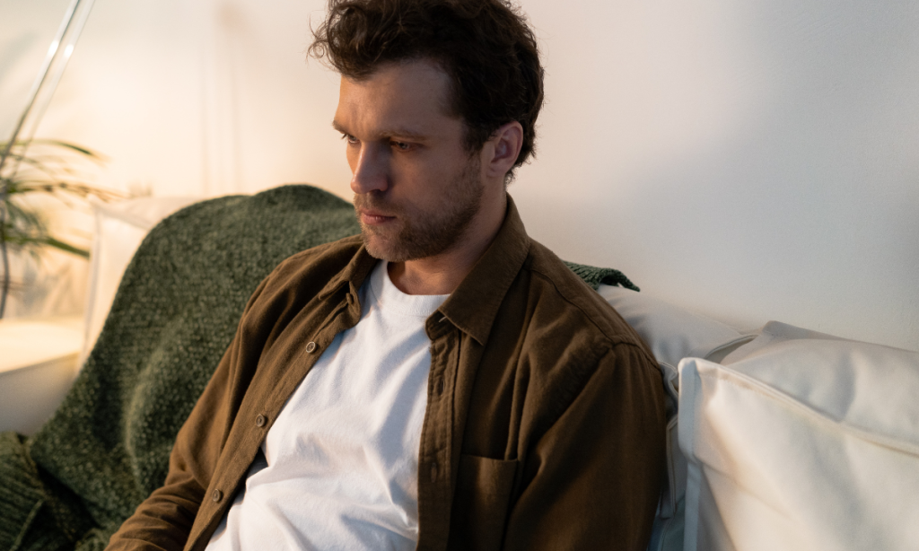 What depressed body language looks like